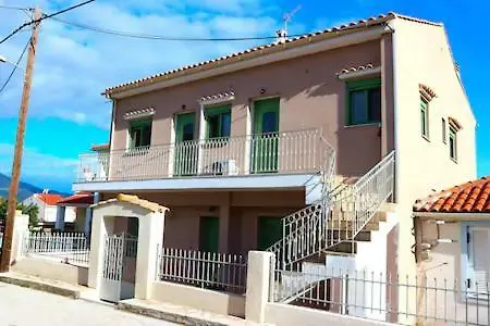 Luxurious Angelina *